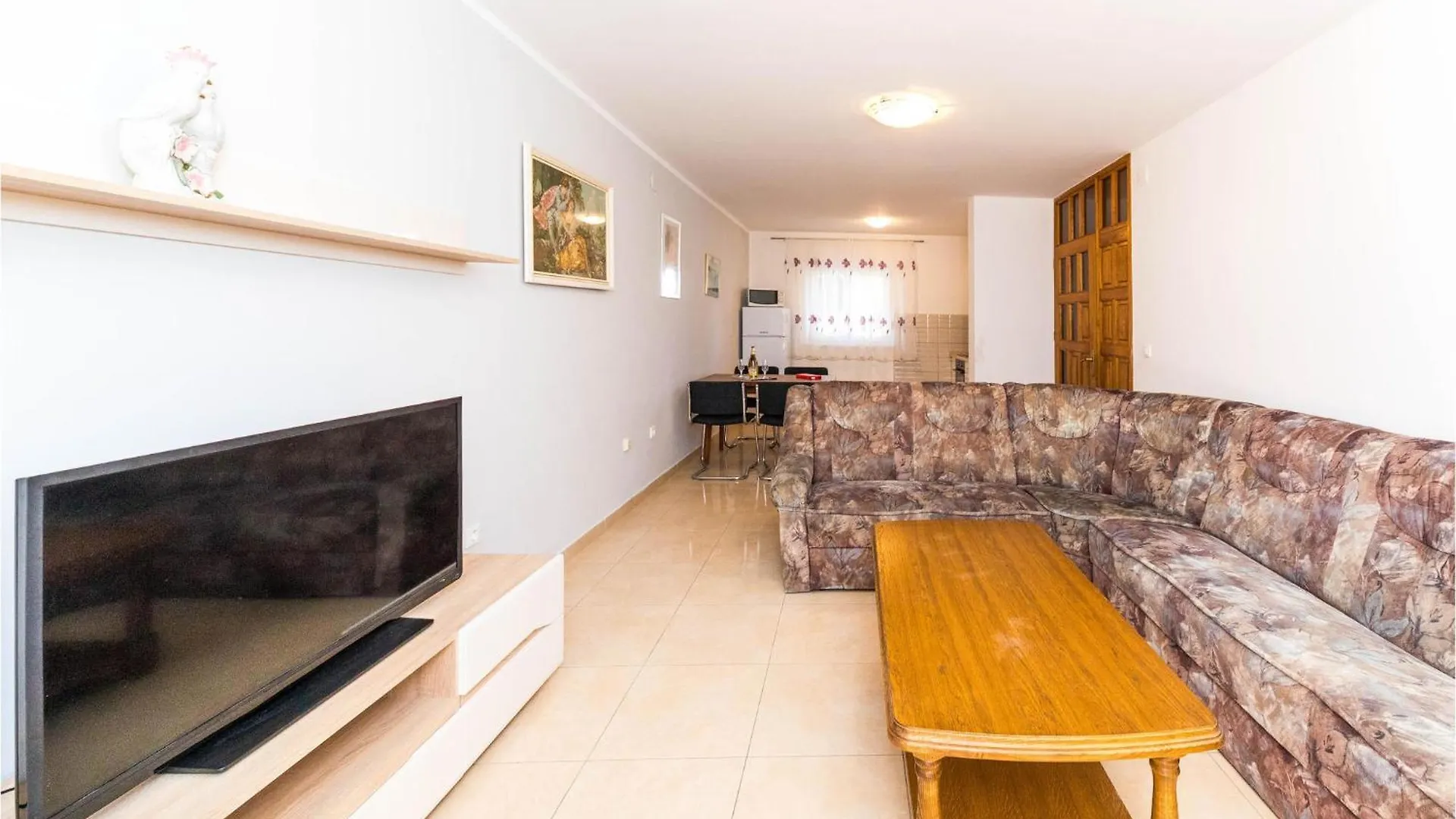 Awesome Home In Okrug Gornji With Kitchen Trogir Ferienhaus